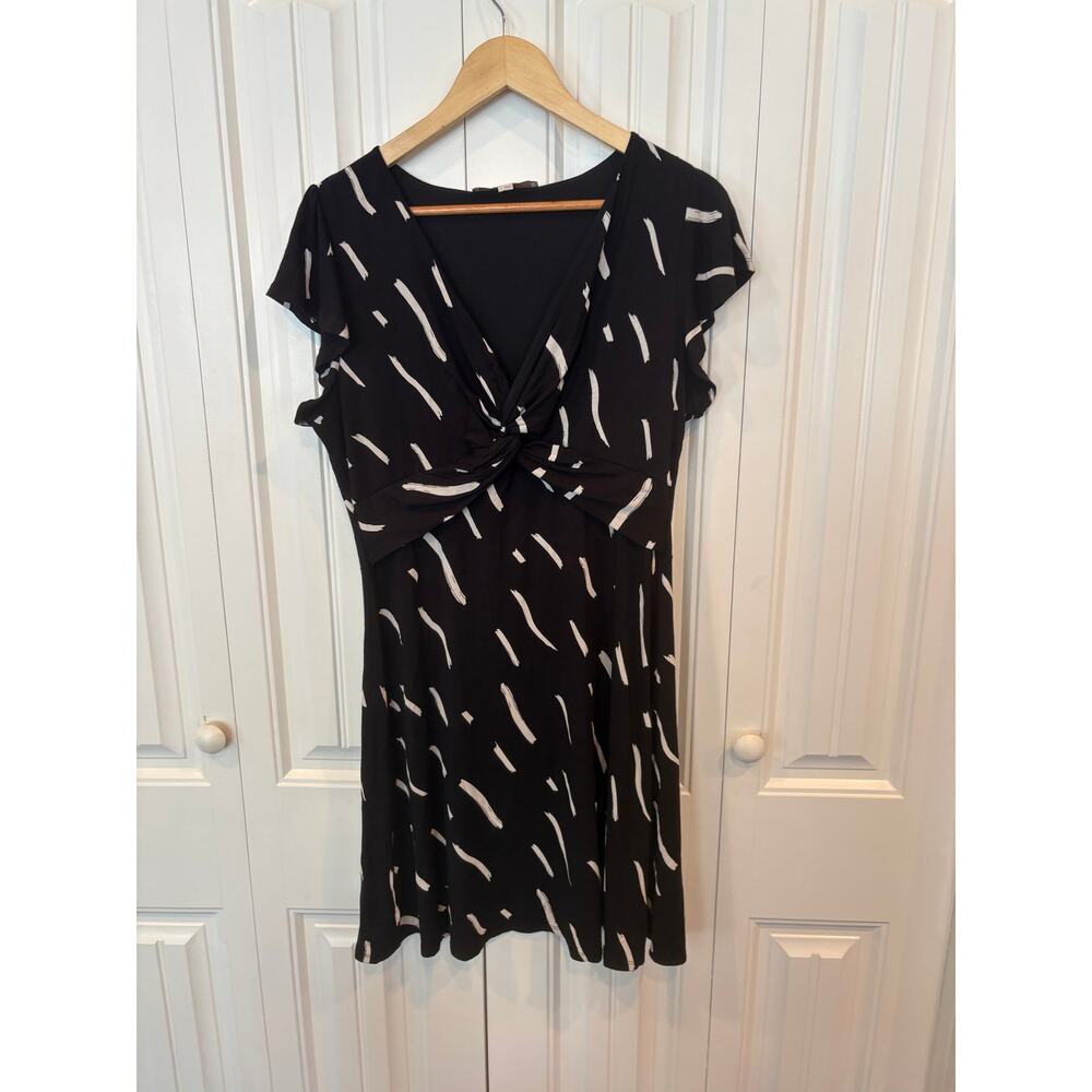 Loft Black And White Dress Size Medium